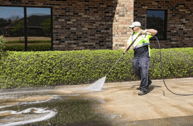 commercial concrete cleaning in conroe